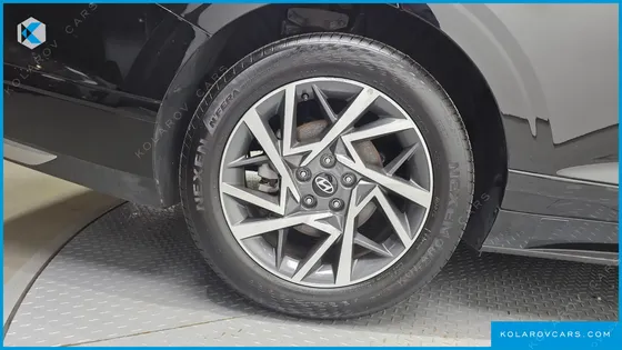 HYUNDAI GRANDEUR PREMIUM