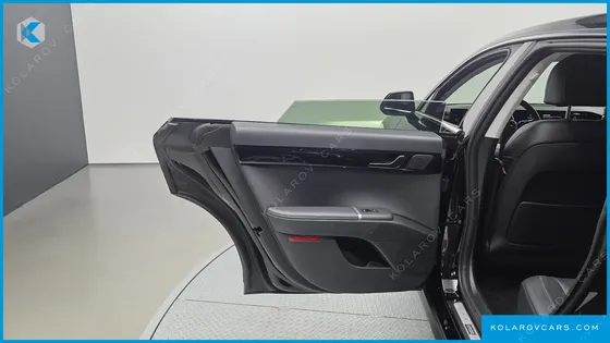 HYUNDAI GRANDEUR PREMIUM
