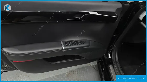 HYUNDAI GRANDEUR PREMIUM