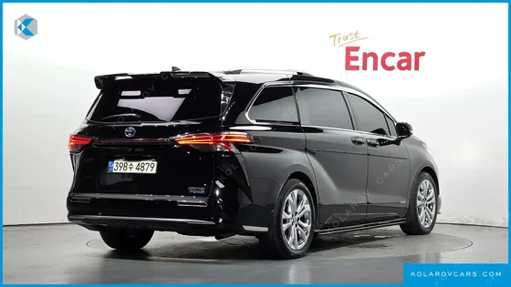 TOYOTA SIENNA 2.5 HYBRID 2WD
