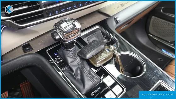 TOYOTA SIENNA 2.5 HYBRID 2WD