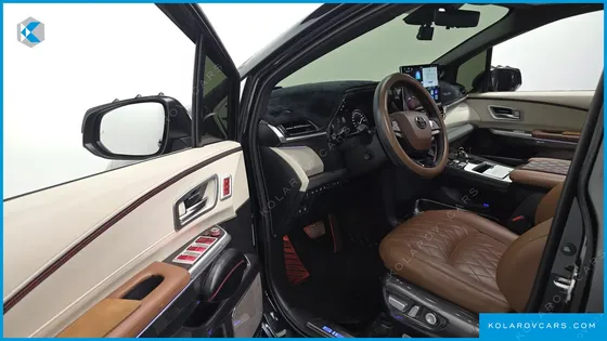 TOYOTA SIENNA 2.5 HYBRID 2WD