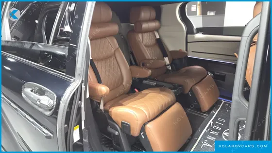 TOYOTA SIENNA 2.5 HYBRID 2WD