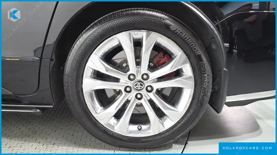 TOYOTA SIENNA 2.5 HYBRID 2WD
