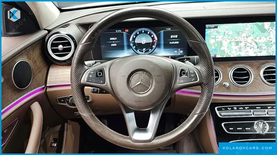 MERCEDES E-CLASS E300 4MATIC EXCLUSIVE