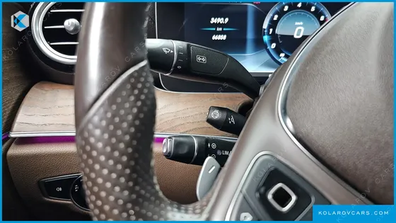 MERCEDES E-CLASS E300 4MATIC EXCLUSIVE
