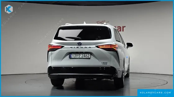 TOYOTA SIENNA 2.5 HYBRID 2WD