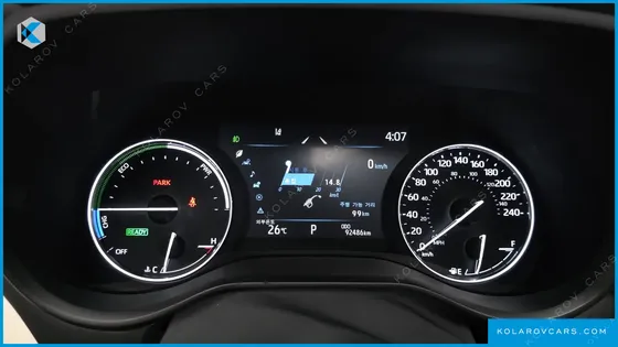TOYOTA SIENNA 2.5 HYBRID 2WD