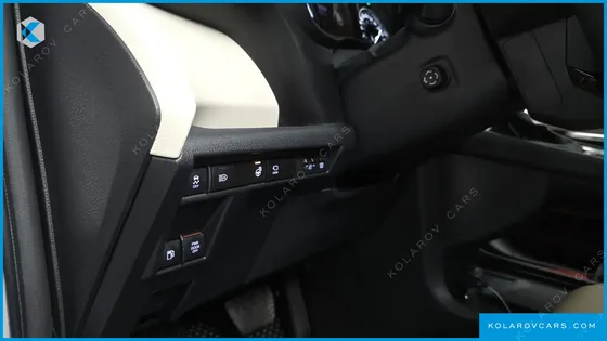 TOYOTA SIENNA 2.5 HYBRID 2WD