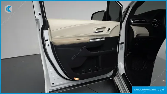 TOYOTA SIENNA 2.5 HYBRID 2WD