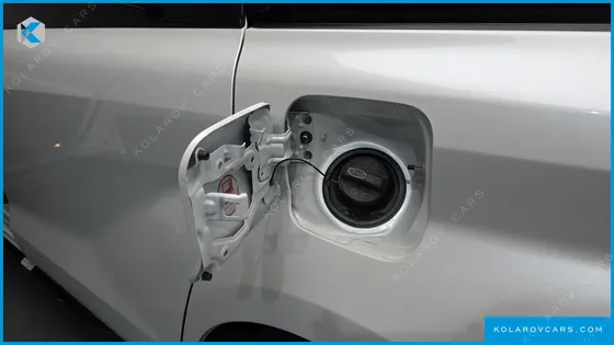TOYOTA SIENNA 2.5 HYBRID 2WD