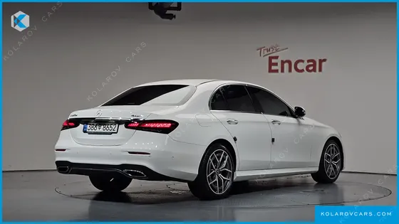 MERCEDES E-CLASS E220D 4MATIC AMG LINE
