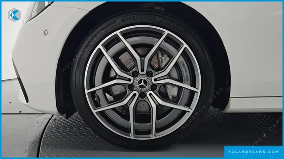 MERCEDES E-CLASS E220D 4MATIC AMG LINE