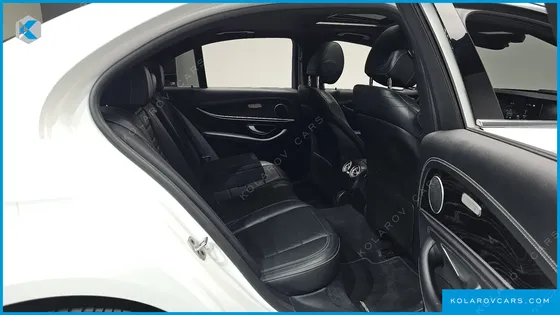 MERCEDES E-CLASS E220D 4MATIC AMG LINE