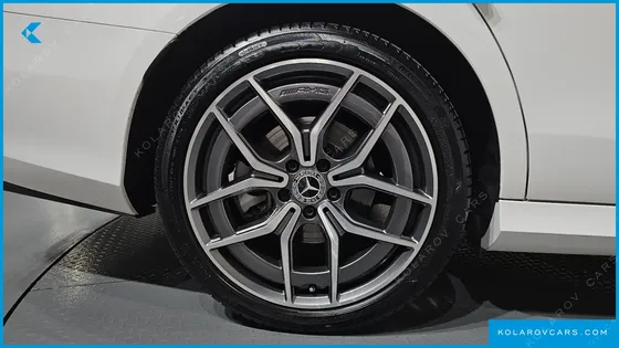 MERCEDES E-CLASS E220D 4MATIC AMG LINE