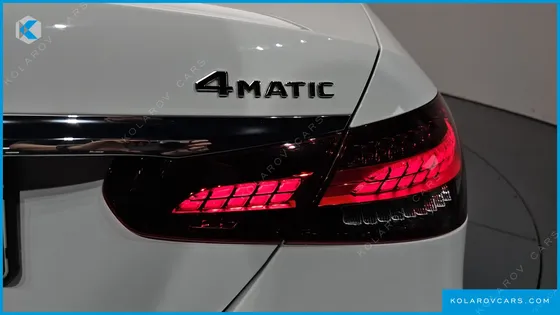 MERCEDES E-CLASS E220D 4MATIC AMG LINE