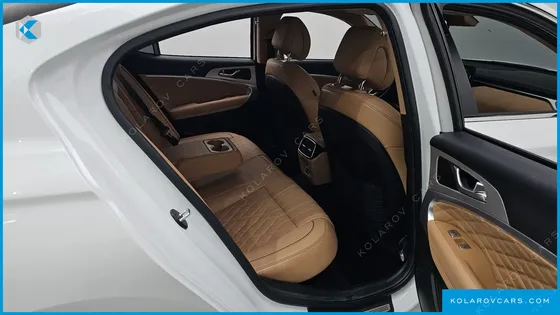 GENESIS G70 GASOLINE 2.5T 2WD