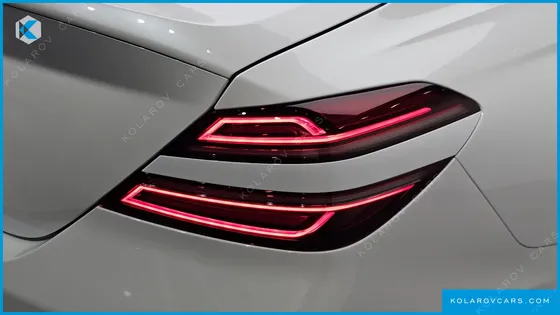 GENESIS G70 GASOLINE 2.5T 2WD