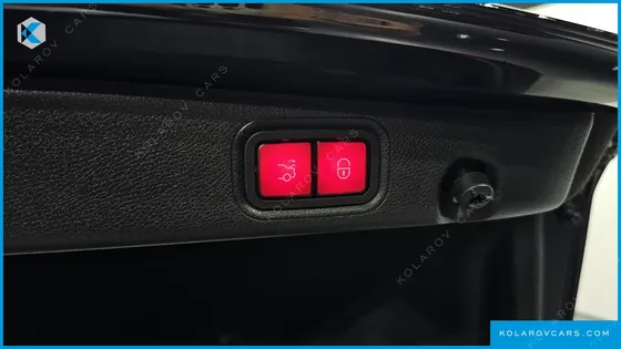 MERCEDES E-CLASS E350 4MATIC AMG LINE
