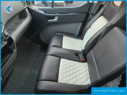 HYUNDAI SOLATI 15-SEATER