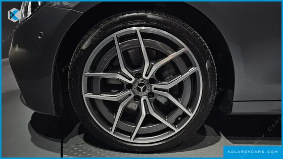 MERCEDES E-CLASS E220D 4MATIC AMG LINE