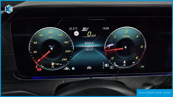 MERCEDES E-CLASS E220D 4MATIC AMG LINE