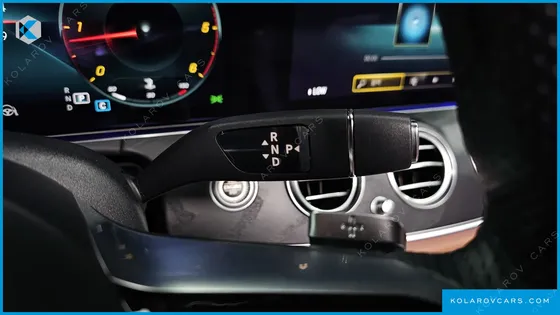 MERCEDES E-CLASS E220D 4MATIC AMG LINE