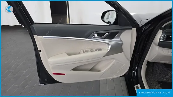 GENESIS G70 GASOLINE 2.0T 2WD