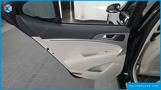 GENESIS G70 GASOLINE 2.0T 2WD