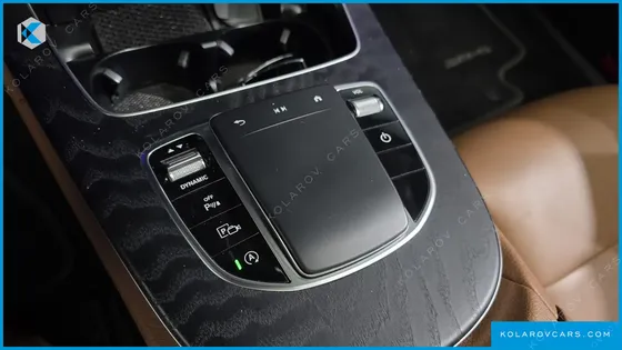 MERCEDES E-CLASS E220D 4MATIC AMG LINE