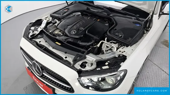 MERCEDES E-CLASS E220D 4MATIC AMG LINE
