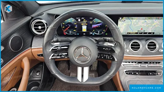 MERCEDES E-CLASS E220D 4MATIC AMG LINE