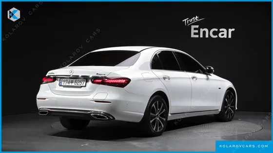 MERCEDES E-CLASS E300E 4MATIC EXCLUSIVE