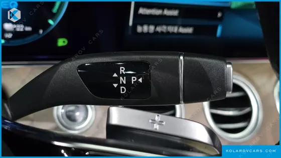 MERCEDES E-CLASS E300E 4MATIC EXCLUSIVE