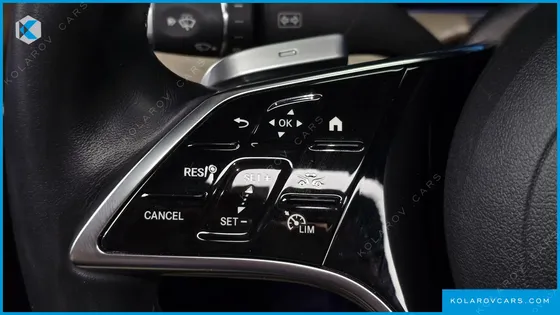 MERCEDES E-CLASS E300E 4MATIC EXCLUSIVE