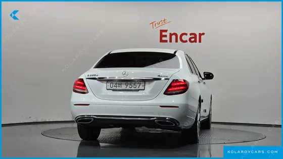 MERCEDES E-CLASS E220D 4MATIC EXCLUSIVE