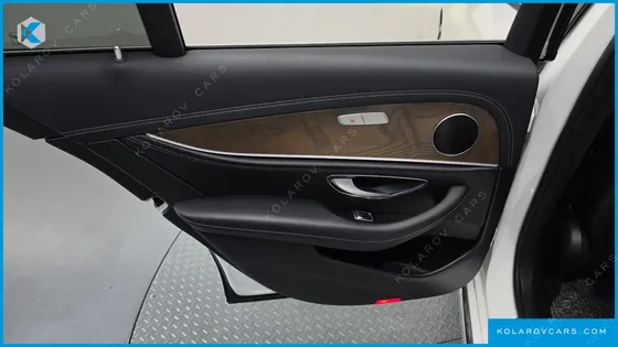 MERCEDES E-CLASS E220D 4MATIC EXCLUSIVE