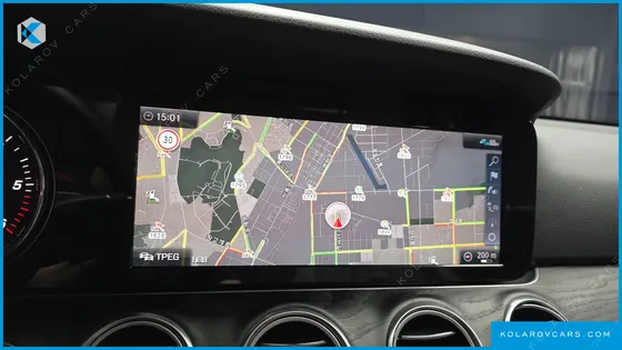 MERCEDES E-CLASS E220D AVANTGARDE