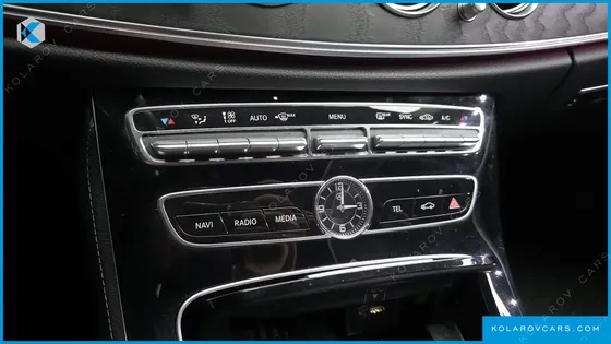 MERCEDES E-CLASS E220D AVANTGARDE