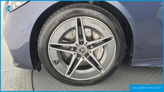 MERCEDES C-CLASS C200 AMG LINE