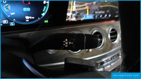 MERCEDES E-CLASS E300E 4MATIC EXCLUSIVE