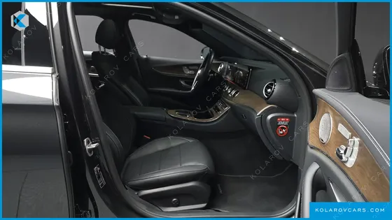 MERCEDES E-CLASS E300E 4MATIC EXCLUSIVE