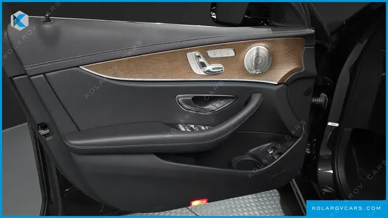 MERCEDES E-CLASS E300E 4MATIC EXCLUSIVE