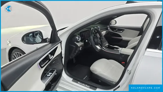 MERCEDES C-CLASS C300 4MATIC AMG LINE
