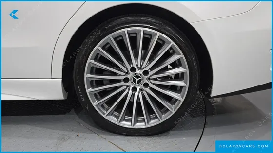MERCEDES C-CLASS C300 4MATIC AMG LINE