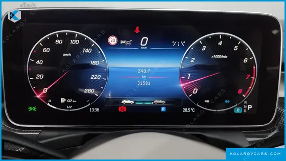 MERCEDES C-CLASS C300 4MATIC AMG LINE