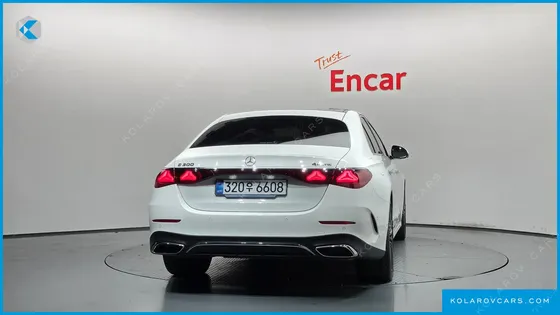 MERCEDES E-CLASS E300 4MATIC AMG LINE