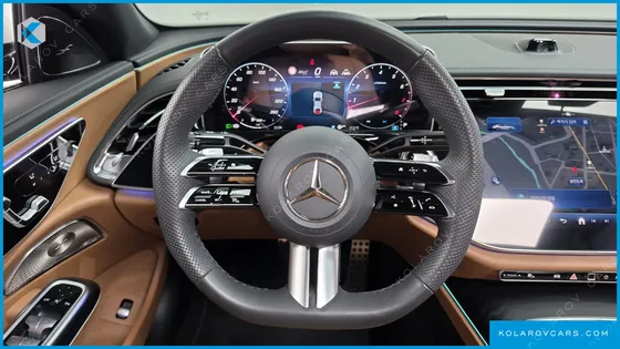 MERCEDES E-CLASS E300 4MATIC AMG LINE