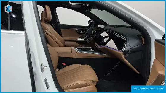 MERCEDES E-CLASS E300 4MATIC AMG LINE