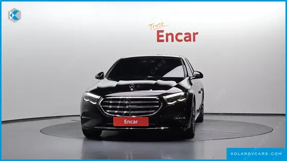 MERCEDES E-CLASS E300 4MATIC EXCLUSIVE